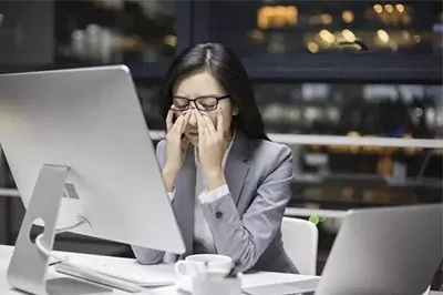 上班容易眼鏡酸痛怎么緩解？